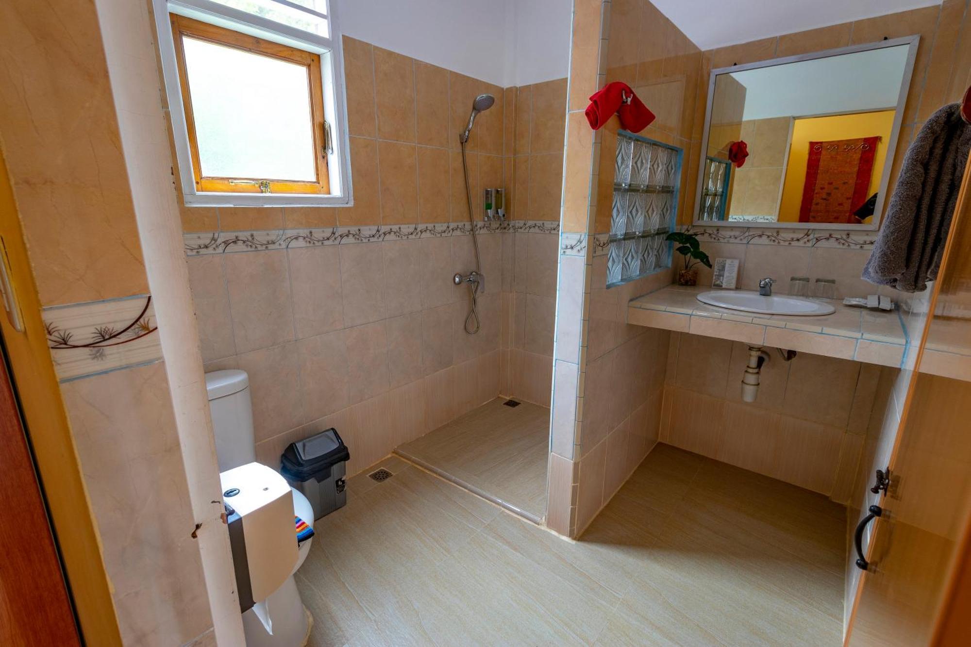 Tabo Cottages Тук-Тук Екстер'єр фото